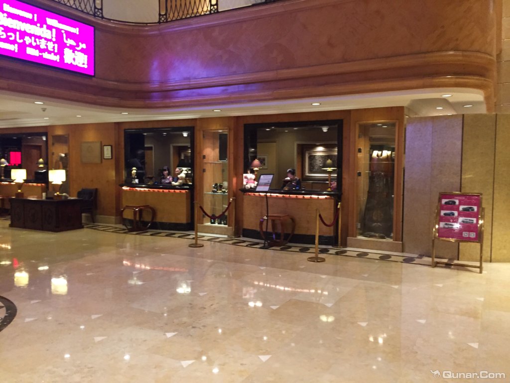 老牌酒店,服务是亮点 追寻旅行的脚步对青岛颐中皇冠假日酒店的点评