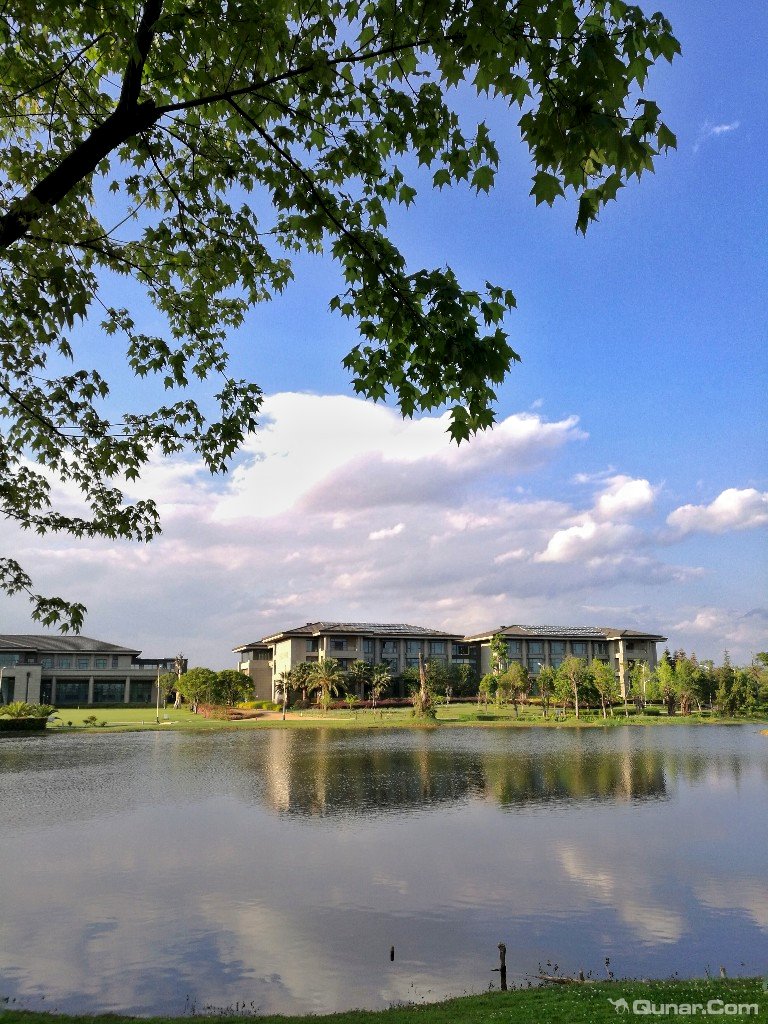 昆明海埂花园酒店 点评详情 高大上的国宾馆.环境优美,空间奢侈.