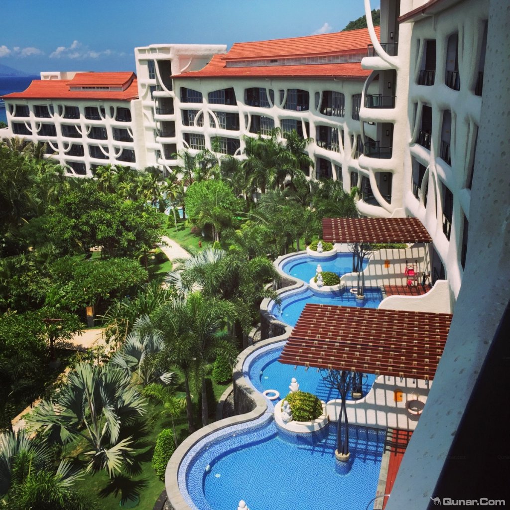 站在阳台看风景好的没话说 mrsoi对三亚蜈支洲岛珊瑚酒店的点评_ 去