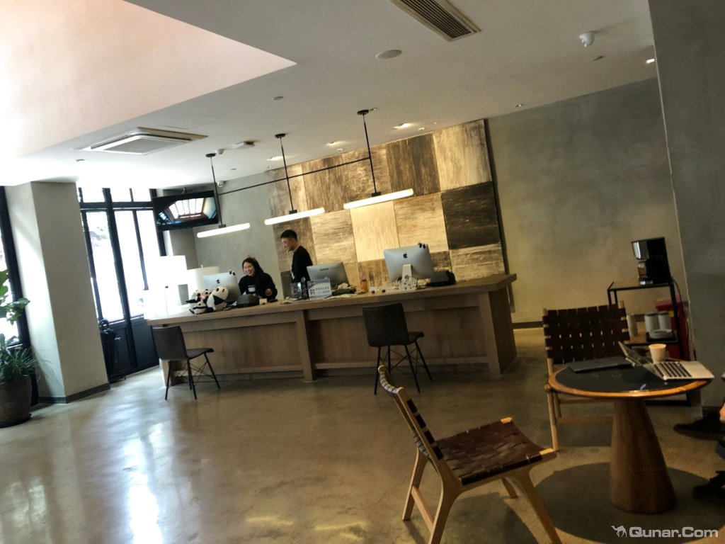 早餐还不错 agdr0268对瓦当瓦舍旅行酒店 · 成都春熙店的点评_ 去