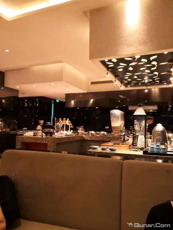 点评上海大华锦绣假日酒店