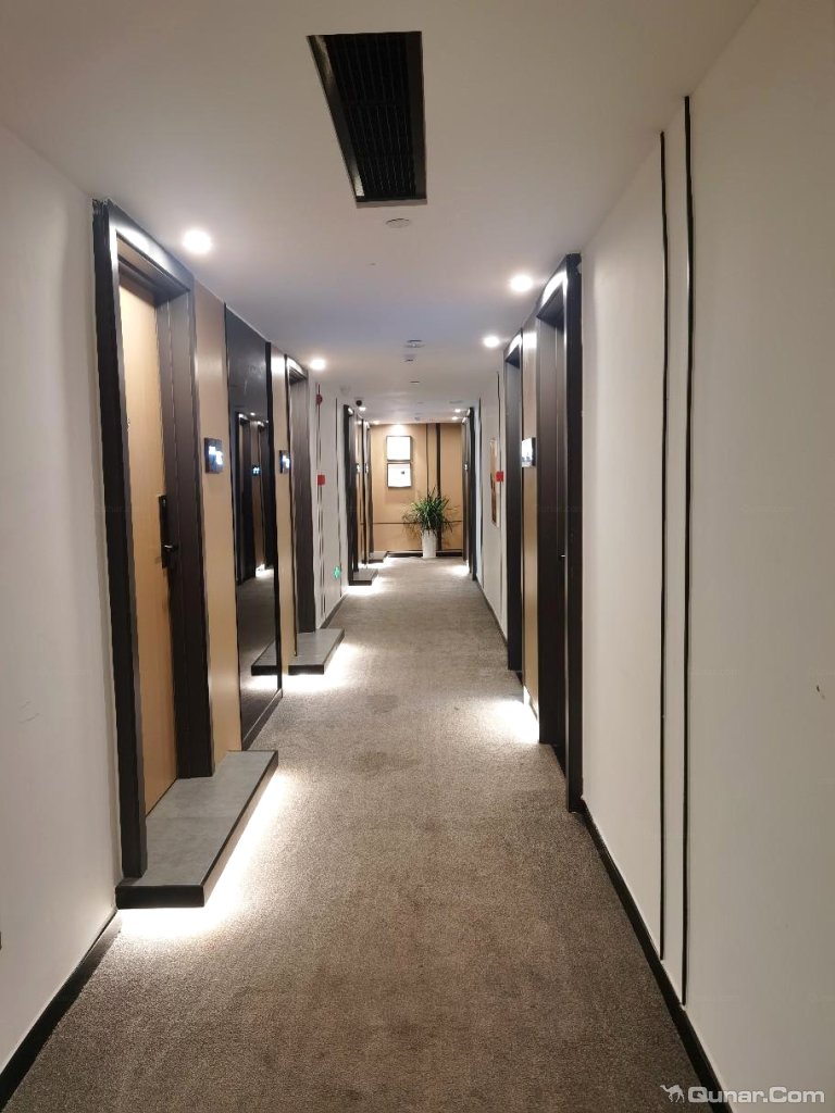酒店位置很好 jill003对新津木林森臻品酒店的点评_ 去哪儿网-酒店