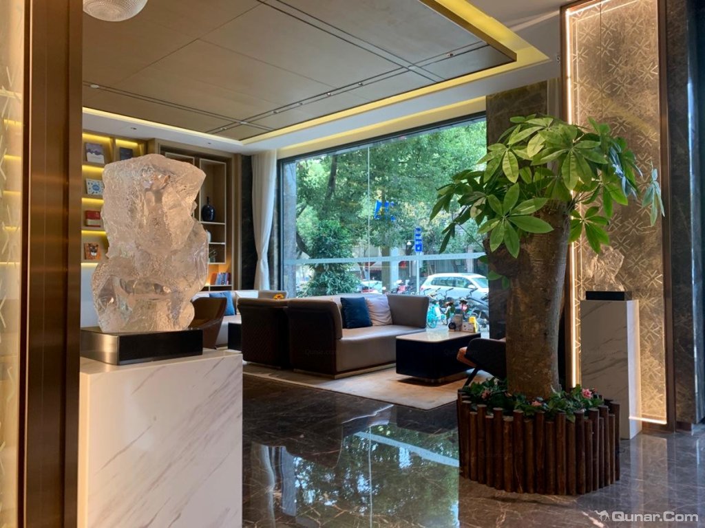 翠湖亚朵酒店位置很好 levine对昆明翠湖亚朵酒店的点评_ 去哪儿网