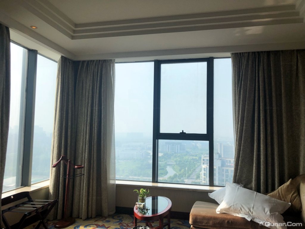 走进房间的第一感觉是整洁宽散舒适