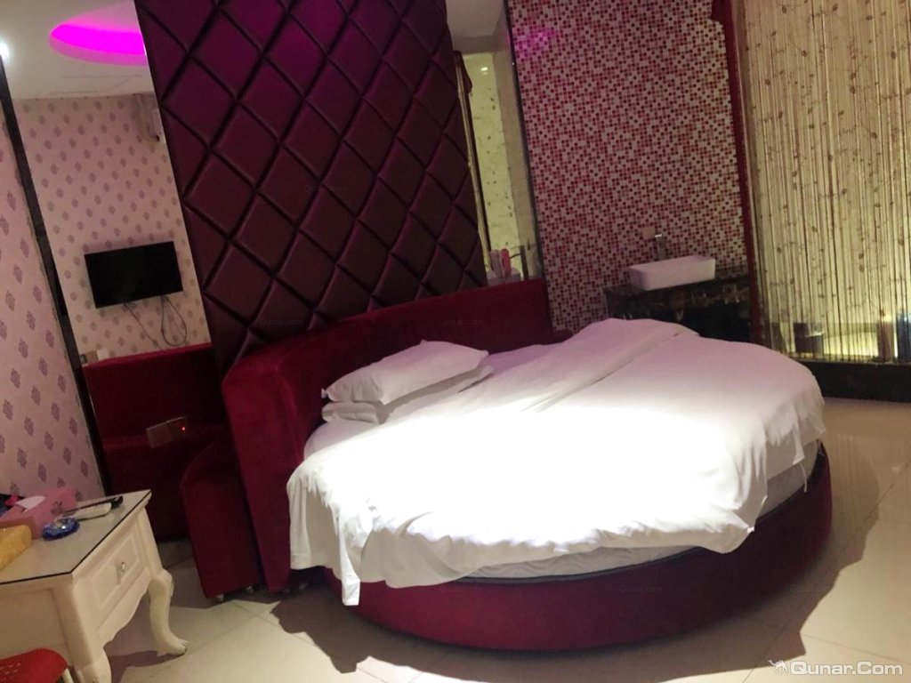 服务很好 nvpm7385对艾美情侣主题酒店(佛山容桂天佑城店)的点评_ 去