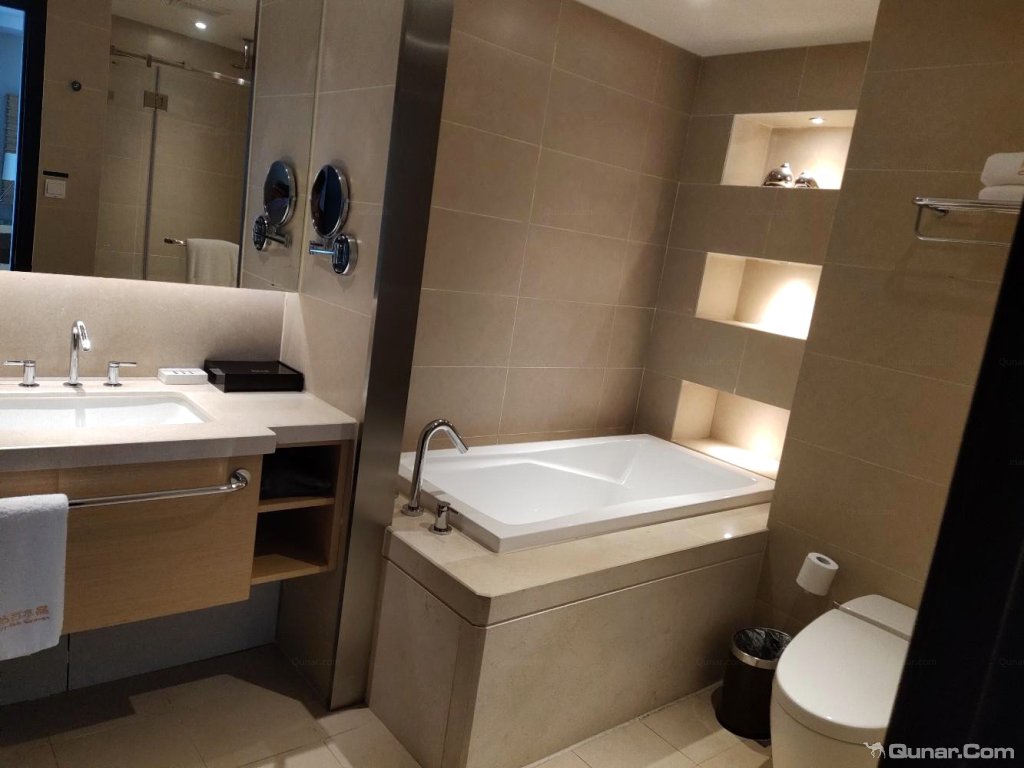 很好,各方面都不错,价格跟***差不多 iztf2389对6698水晶酒店(杭州四