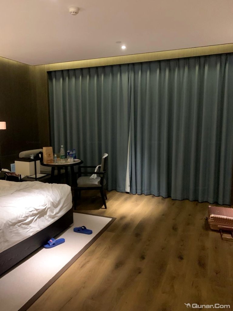 卫生干净,房间设施完善 wgwe7904对长沙五一广场海逸·臻品酒店的点评