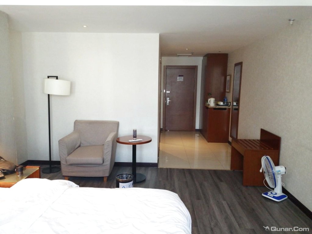 点评和颐酒店西宁王府井店