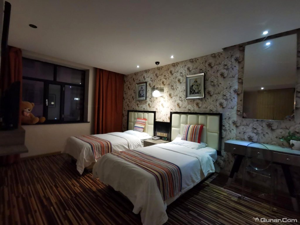 点评高原印象时尚酒店(西宁东关大寺店)