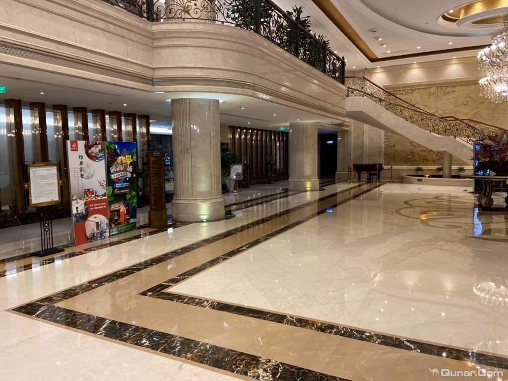 前台小姐姐服务很好 irjw7876对成都尊悦豪生酒店的点评_ 去哪儿网