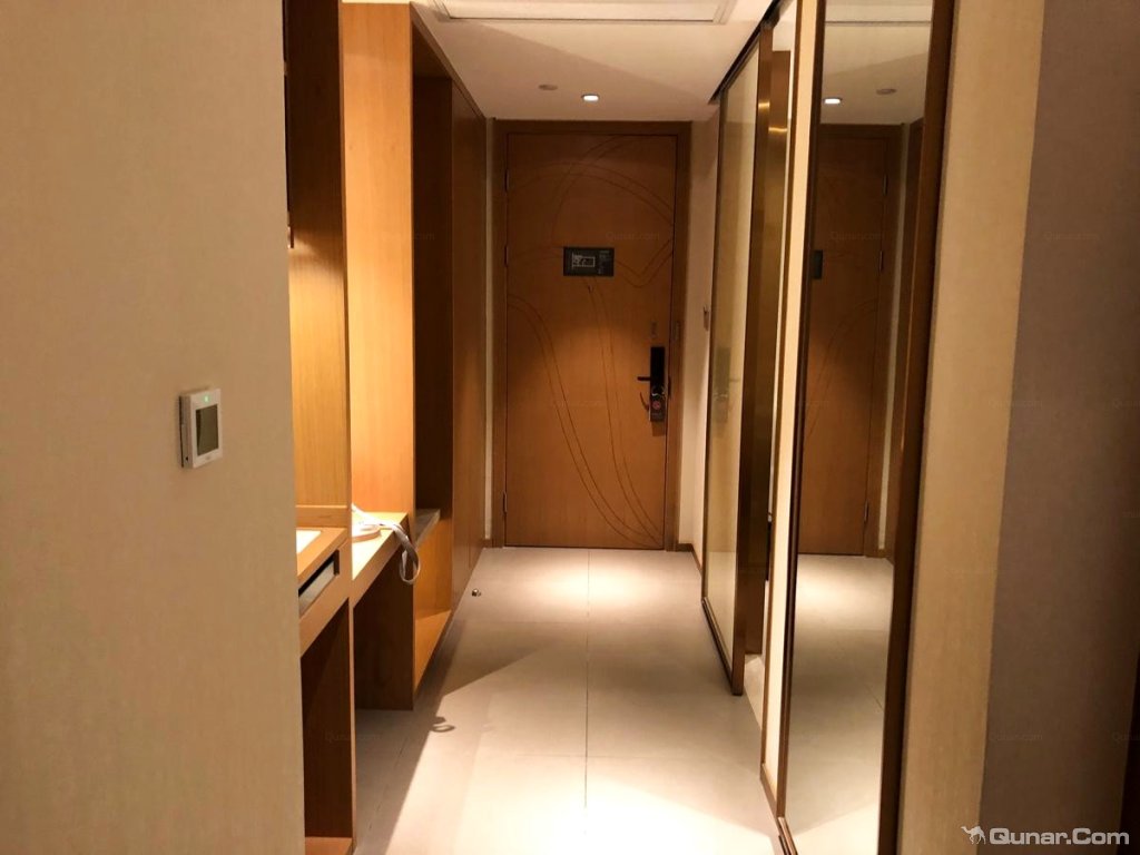 位置】距离火车站很近,步行即可达到 wax西西里对曙光薇酒店(合肥瑶海