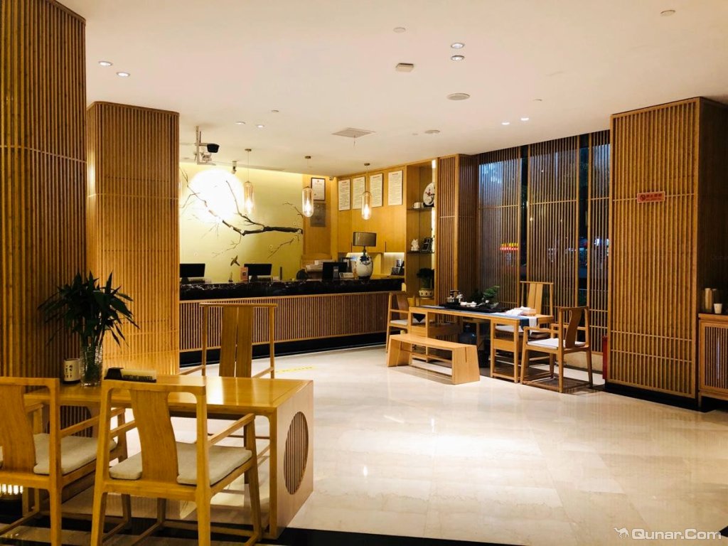 各个细节很到位,卫生细节也非常好 okim0111对梅园酒店(福州西湖店)的