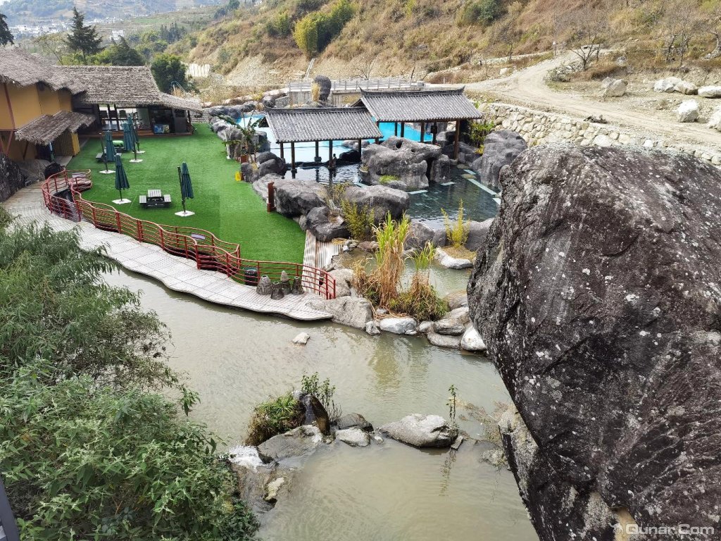 点评大理石门关温泉酒店