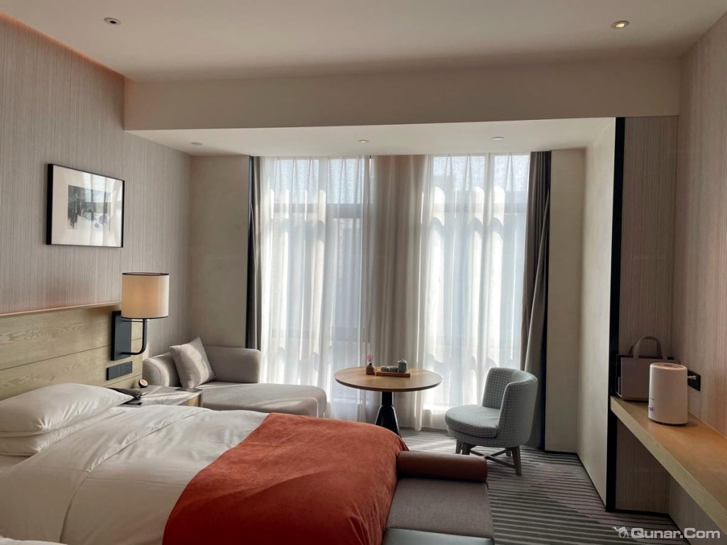 点评郑州喆鹏酒店