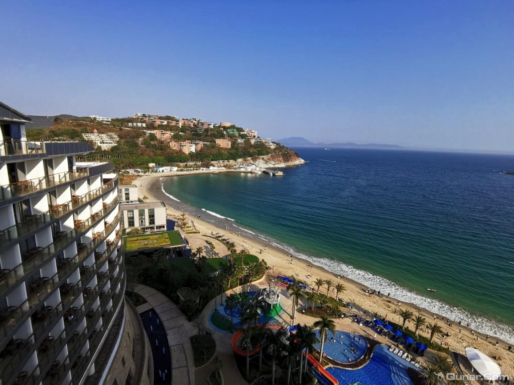 但总体保养还好,定的豪华海景房 卡车娃对深圳大梅沙京基洲际度假酒店