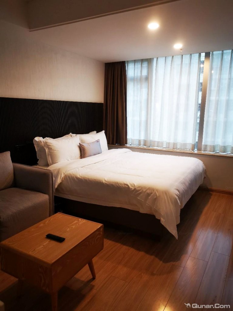 床特别舒服~卫生也很好 ddmm8172对深圳伯克丽公寓(深圳福田会展中心