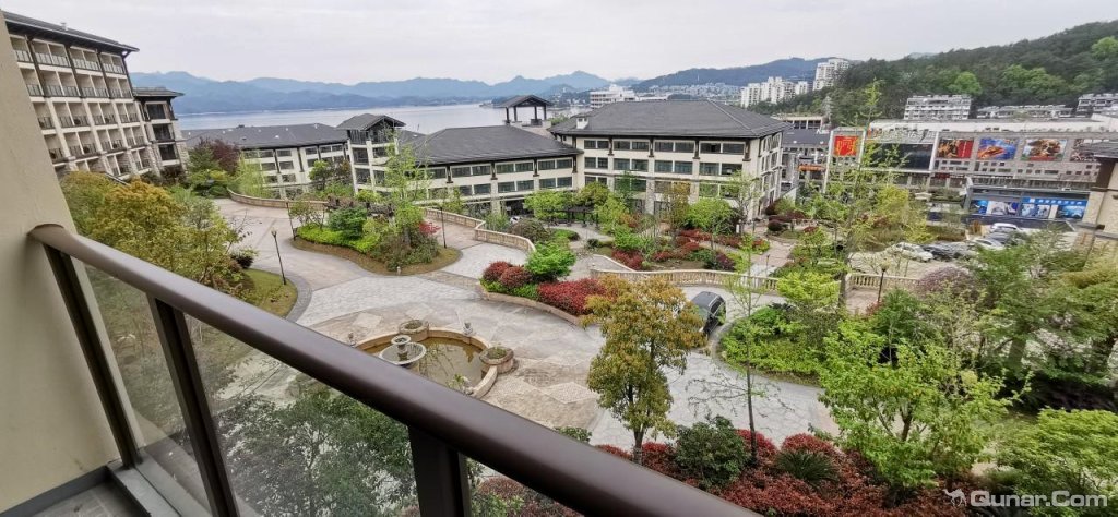 床垫软硬适中 林溪1027对千岛湖中心湖码头丽呈睿轩酒店的点评_ 去