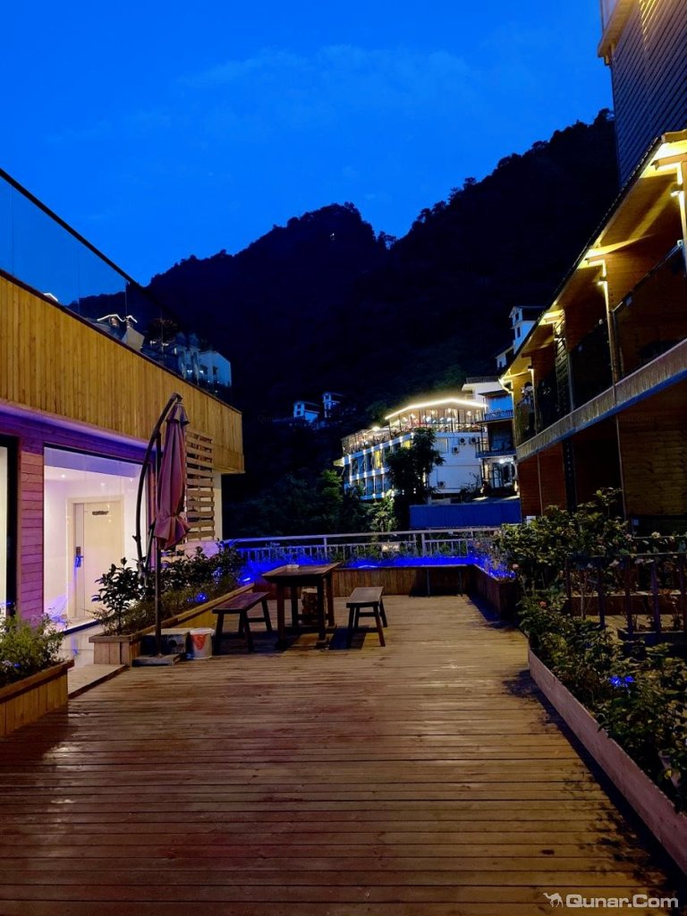 ag真人游戏官网入口塔尔气镇：林海为媒绘新卷 文旅协调启新程