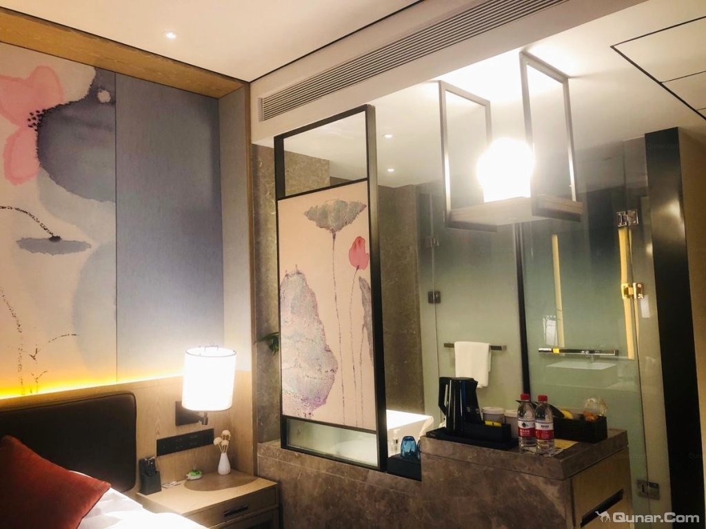 保定励豪酒店 点评详情说回正题,印象比较深的几点,房间比较宽敞,装修