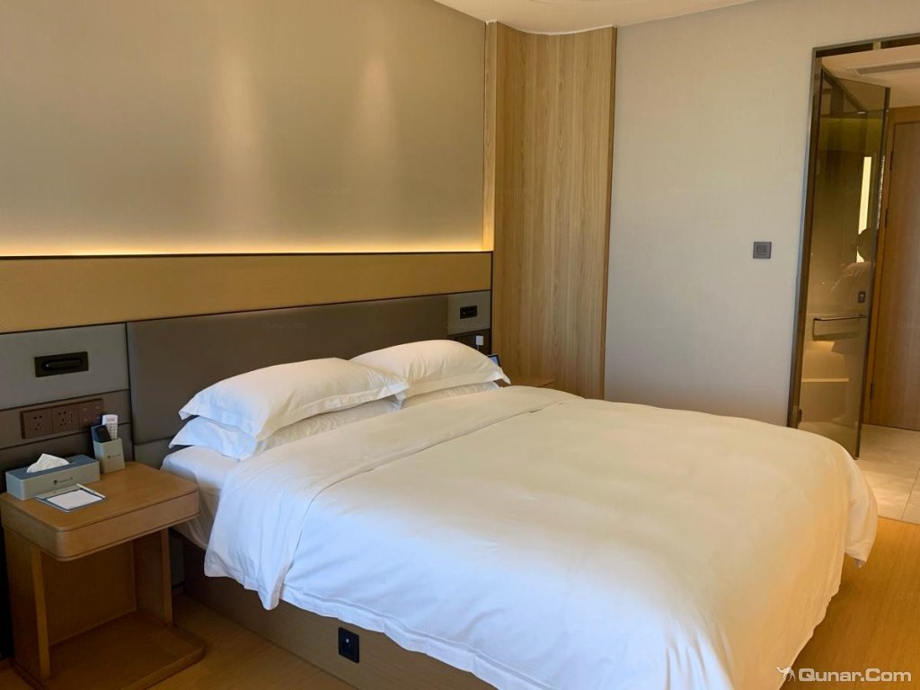 整体卫生干净,服务周到 lczf7627对万信r酒店(上海崇明万达广场店)的