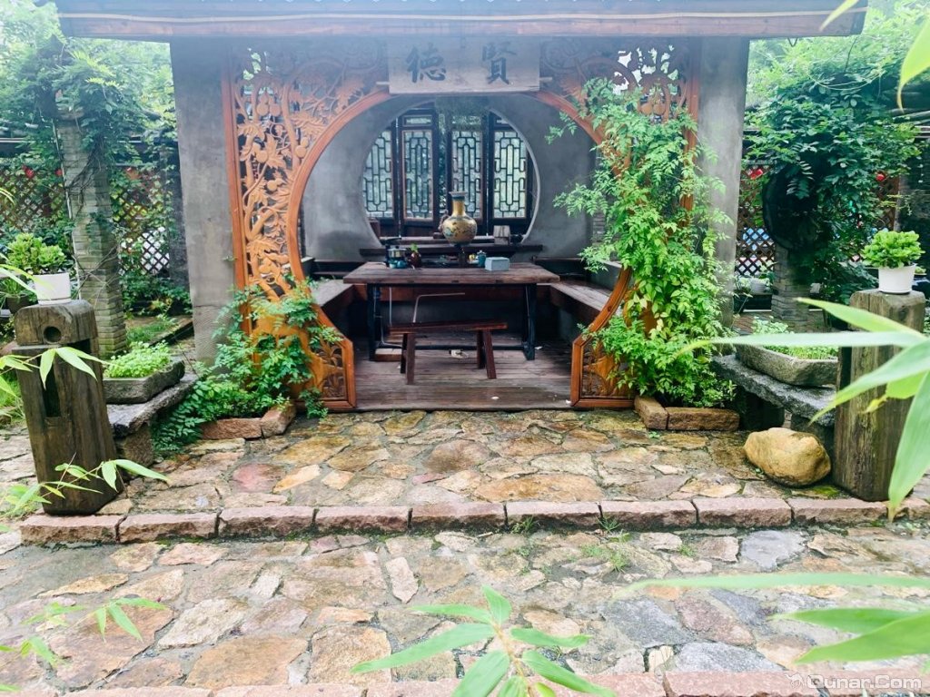 但维护得不是很好,在使用感上差了些 lonoon16对南昌半朵悠莲民宿的