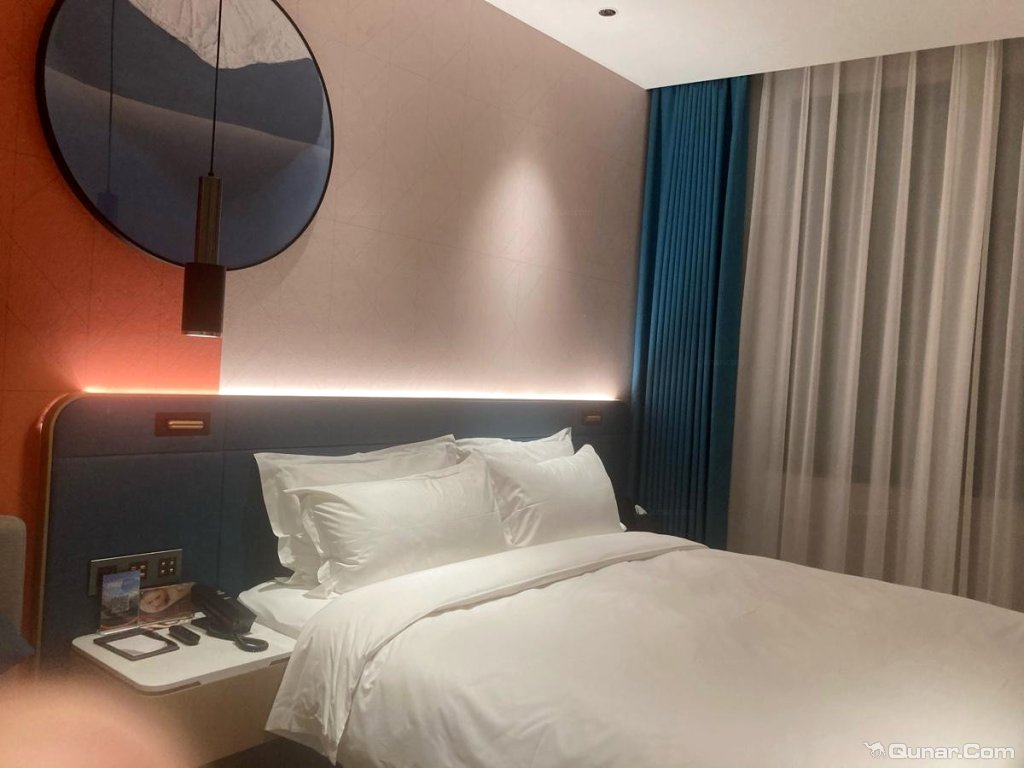 度的天气房间里已经很热叻 44879513douban对上海古象杉丽酒店的点评