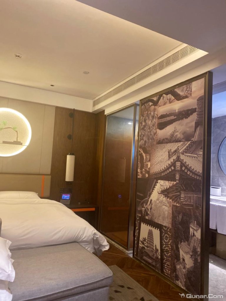 点评丽橙酒店逸西安钟鼓楼小寨大唐不夜城店