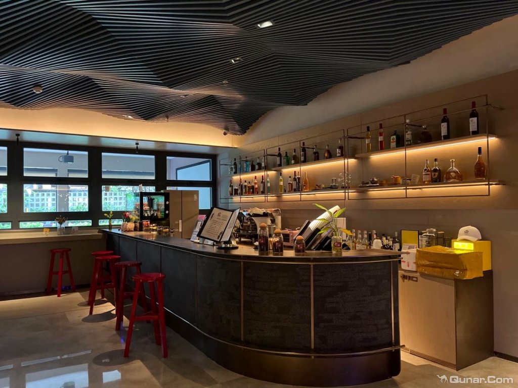 嗯,酒店环境优美,服务很好,干净整洁 kixp2606对重庆万州兰兹酒店的